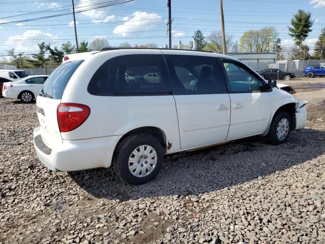 2006 Chrysler Town & Country LX