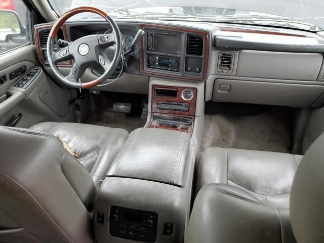 2005 Cadillac Escalade Luxury