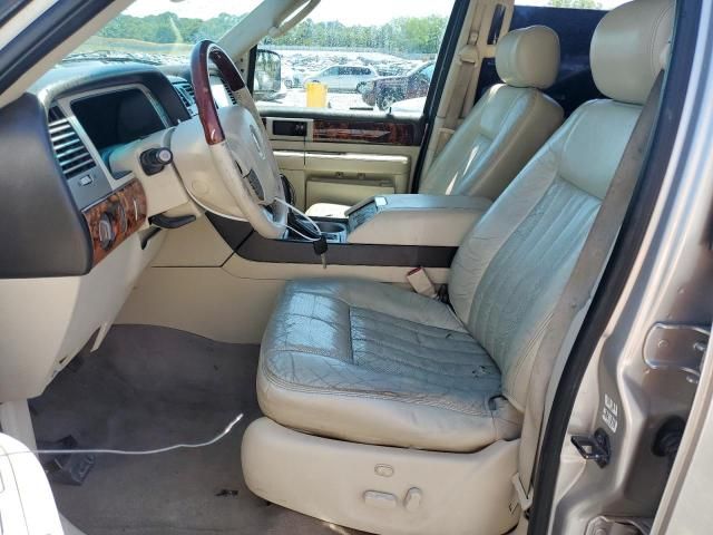 2003 Lincoln Navigator