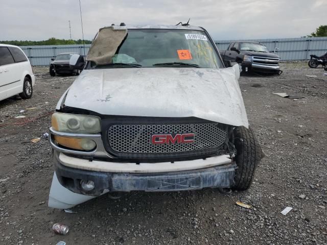 2004 GMC Yukon XL Denali