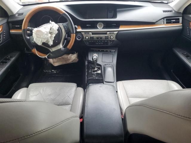 2013 Lexus ES 300H