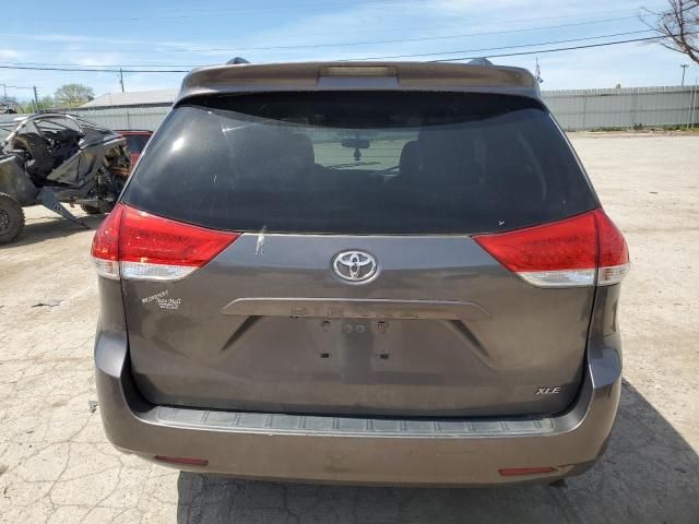 2011 Toyota Sienna XLE