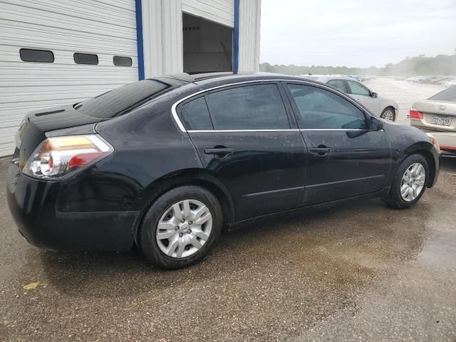 2010 Nissan Altima Base