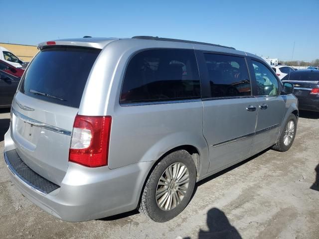 2012 Chrysler Town & Country Touring L