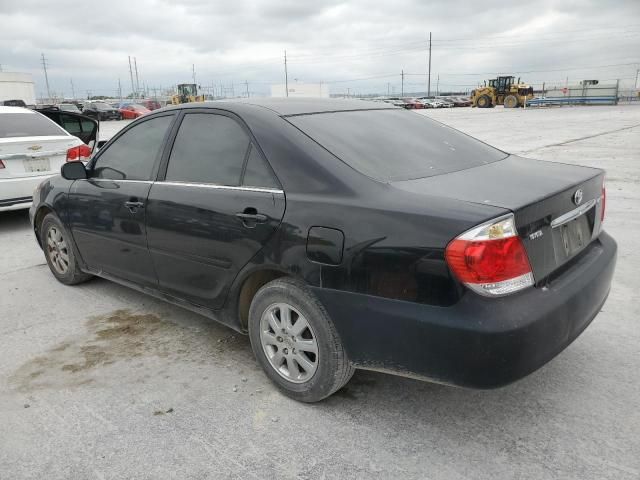 2005 Toyota Camry LE