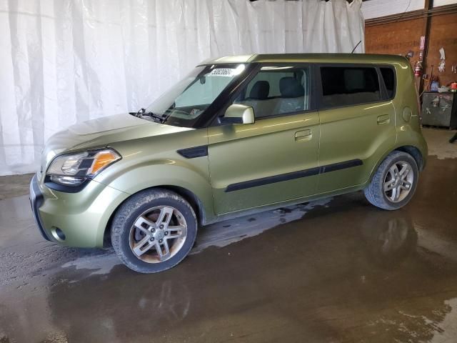 2010 KIA Soul +