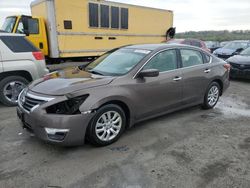 Salvage cars for sale at Cahokia Heights, IL auction: 2015 Nissan Altima 2.5