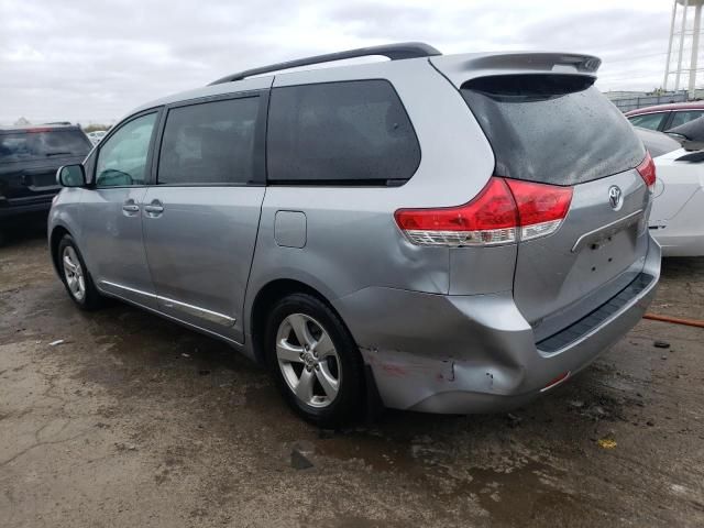 2014 Toyota Sienna LE