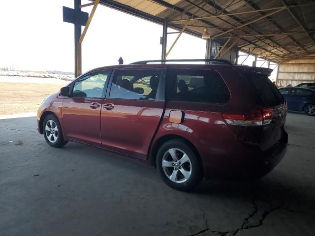 2011 Toyota Sienna LE