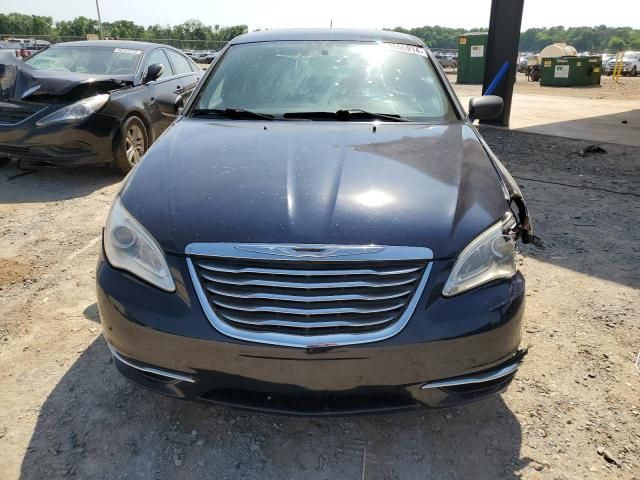 2013 Chrysler 200 Touring