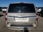 2015 Chrysler Town & Country Touring L