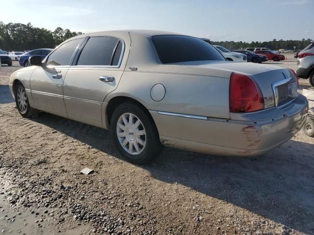 2010 Lincoln Town Car Signature Limited