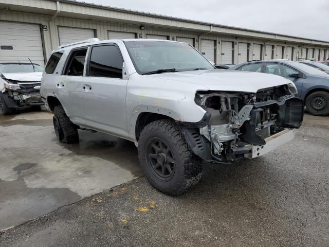 2017 Toyota 4runner SR5/SR5 Premium