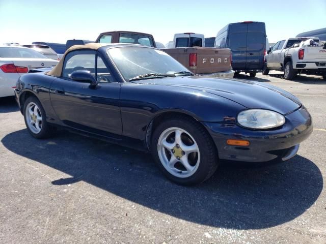 2000 Mazda MX-5 Miata Base