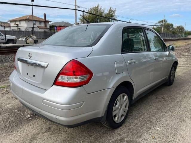 2011 Nissan Versa S