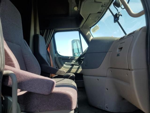 2019 Freightliner Cascadia 125