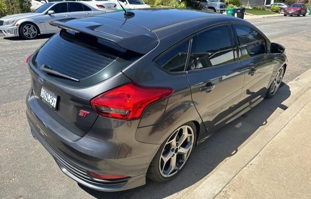 2016 Ford Focus ST