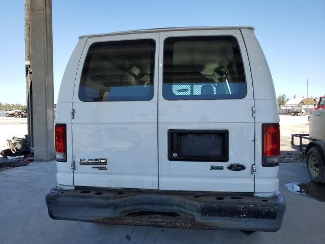 2014 Ford Econoline E250 Van