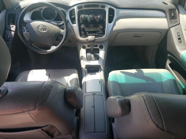 2004 Toyota Highlander Base