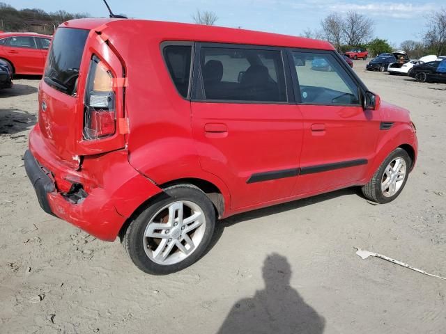 2010 KIA Soul +