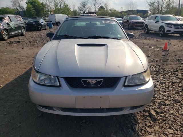 2000 Ford Mustang GT