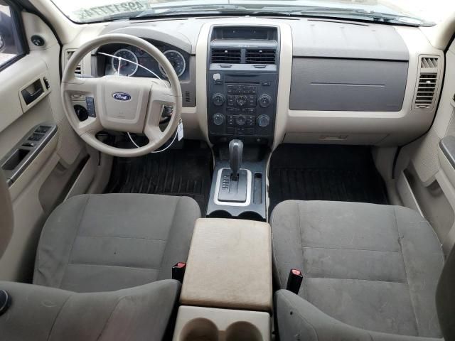 2010 Ford Escape XLS