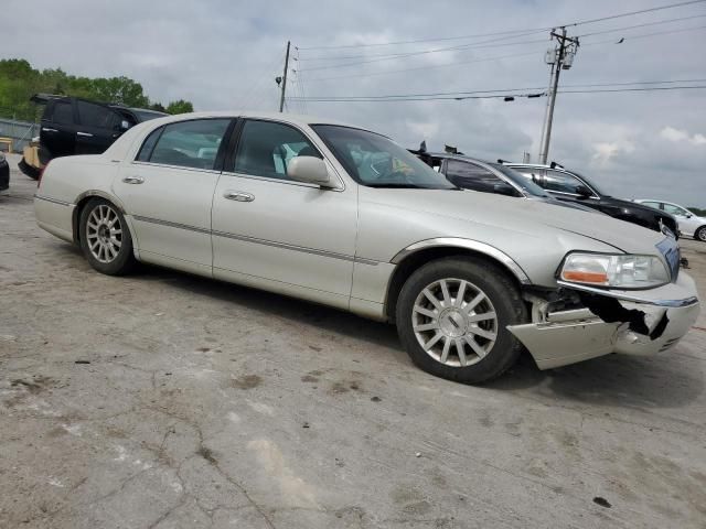 2007 Lincoln Town Car Signature