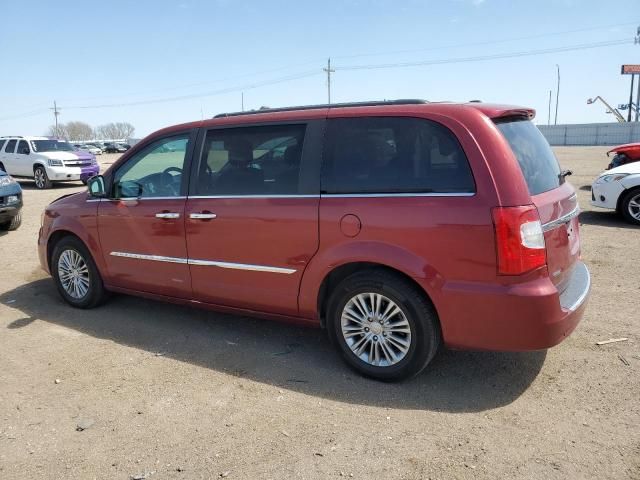 2015 Chrysler Town & Country Touring L