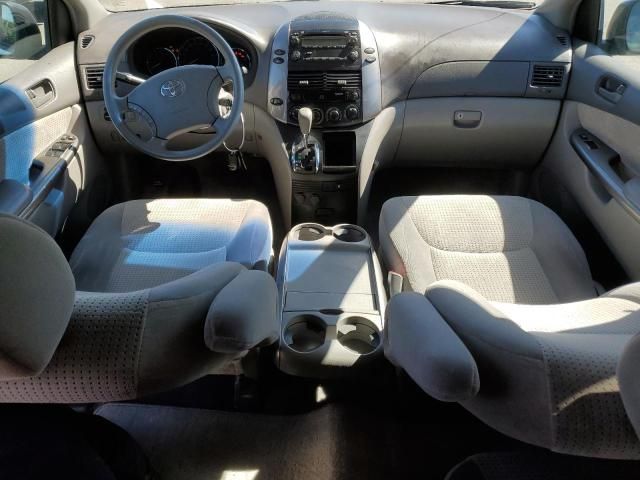 2007 Toyota Sienna CE