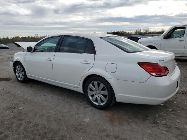 2005 Toyota Avalon XL