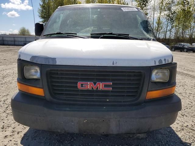 2004 GMC Savana G2500