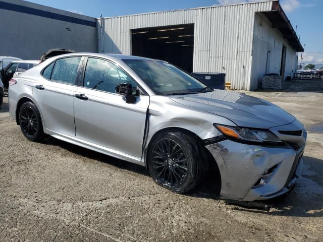 2020 Toyota Camry SE