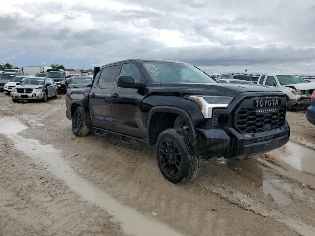 2022 Toyota Tundra Crewmax SR