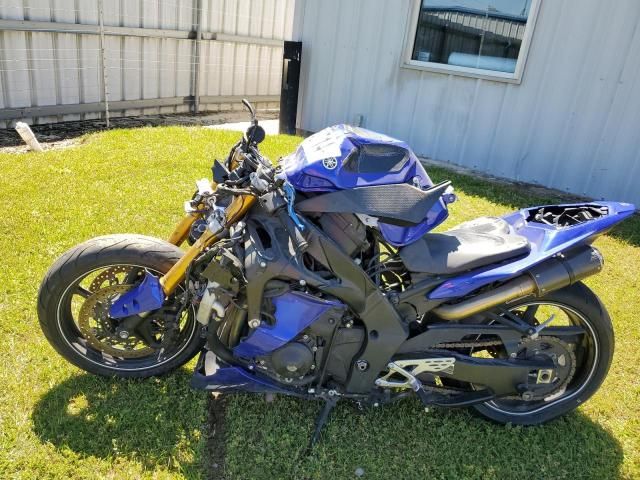 2012 Yamaha YZFR1