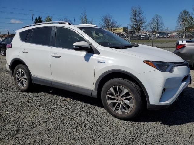 2017 Toyota Rav4 HV LE