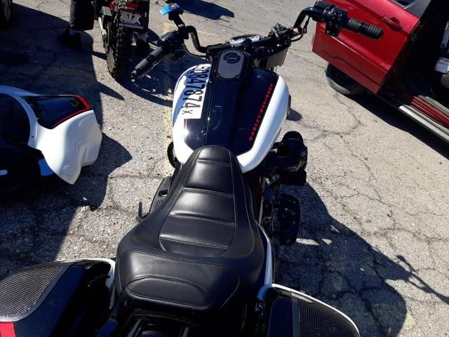 2021 Harley-Davidson Flhxse
