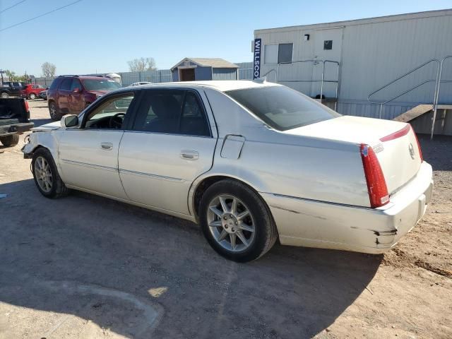 2011 Cadillac DTS Luxury Collection