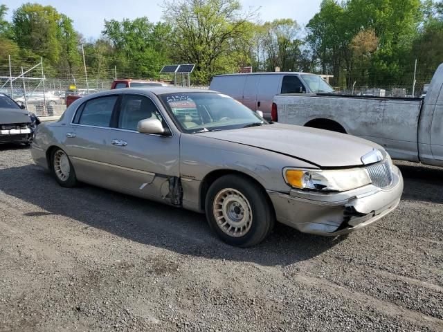 2000 Lincoln Town Car Executive