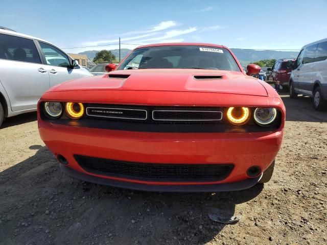 2016 Dodge Challenger SXT