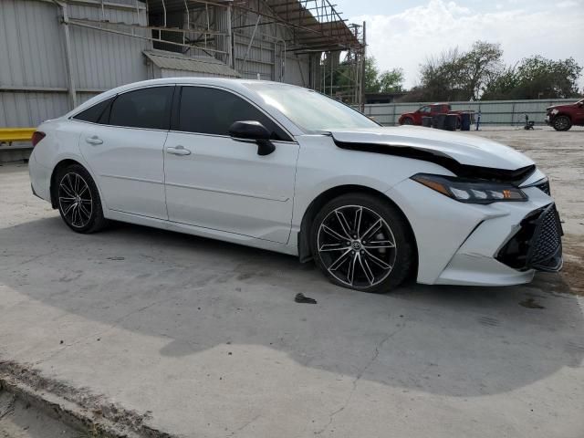 2019 Toyota Avalon XLE