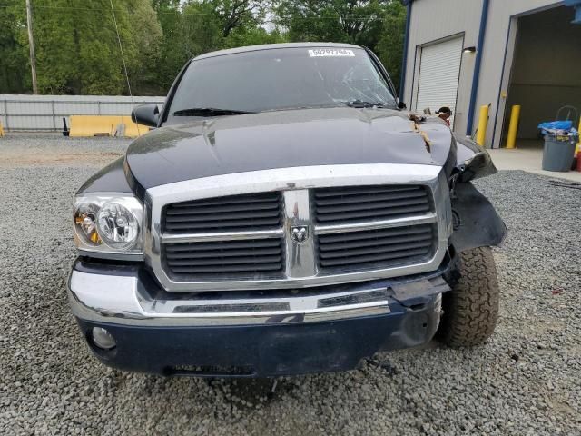 2005 Dodge Dakota Quad SLT