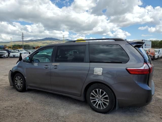 2019 Toyota Sienna XLE