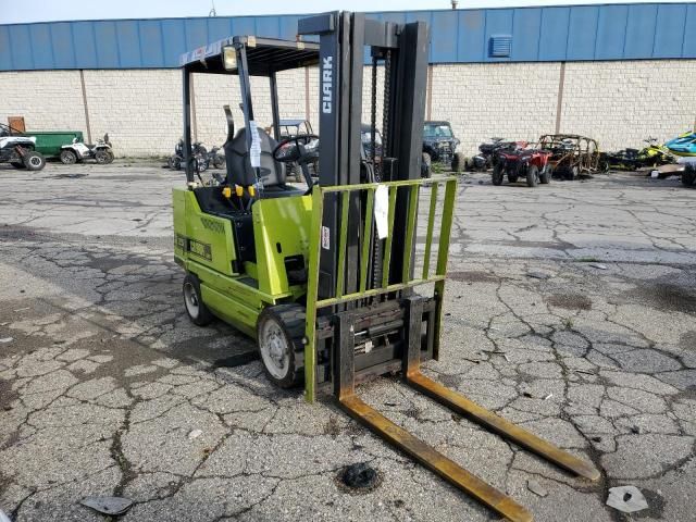 2010 Clark Forklift Forklift