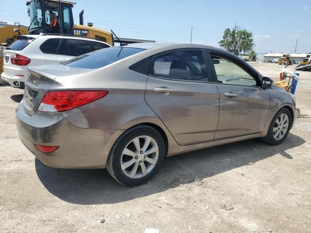 2013 Hyundai Accent GLS