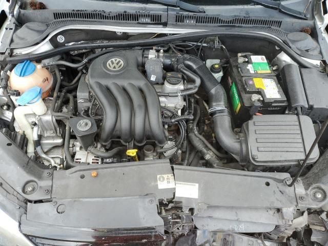 2011 Volkswagen Jetta Base