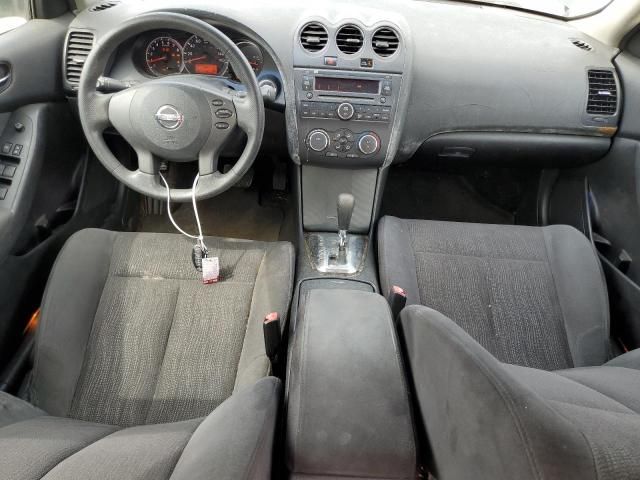 2010 Nissan Altima Base