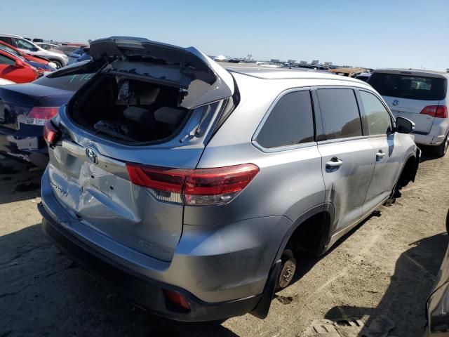 2017 Toyota Highlander SE