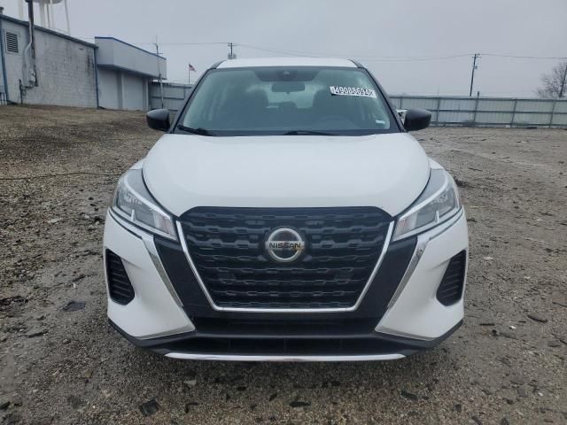 2021 Nissan Kicks S