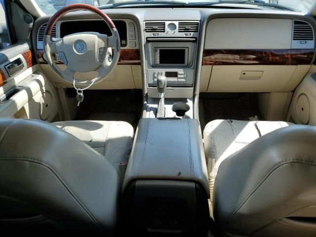 2004 Lincoln Navigator