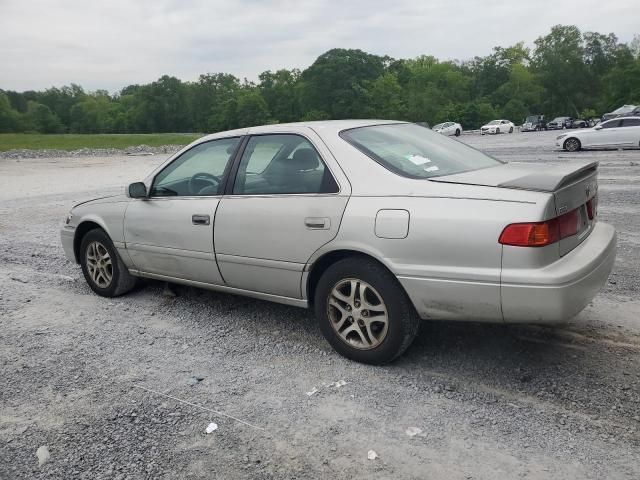 2001 Toyota Camry LE